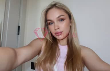 Clara, 22, European, in Fujairah City, hourly rate from AED 2,000, incall and outcall