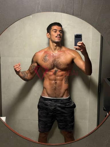 Felipe, 25, Latina, in Karama, hourly rate from AED 2,100, incall and outcall, speaks Spanish and Portuguese