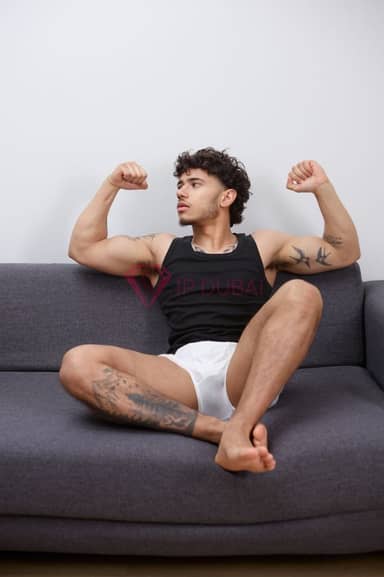 Gabriel, 21, Latina, in Satwa, hourly rate from AED 2,100, incall only, speaks Spanish and Portuguese
