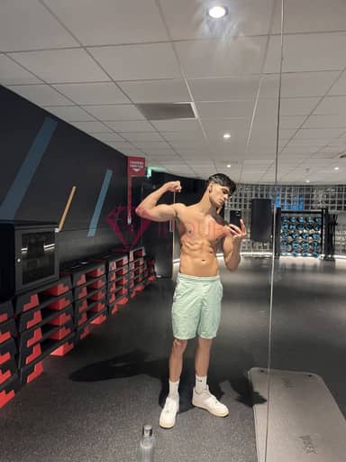 Joaquin, 26, Latina, in International City, hourly rate from AED 2,500, incall and outcall