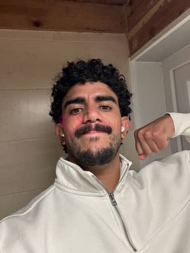 Rafael, 29, Latina, in Al Rashidiya, hourly rate from AED 2,000, incall and outcall