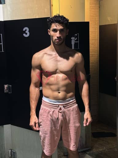 Bruno, 28, Latina, in Al Rashidiya, hourly rate from AED 2,200, incall only, speaks Spanish and Portuguese