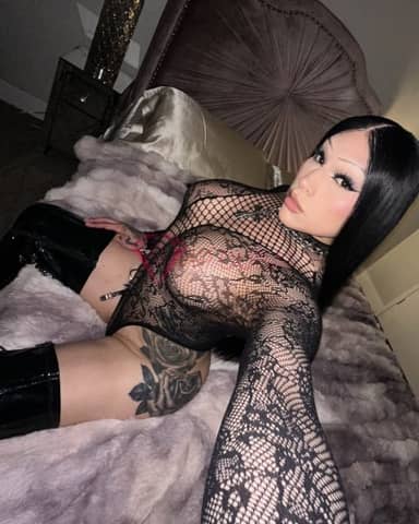 Fernanda, 23, Latina, in Al Nuaimiya, hourly rate from AED 2,150, incall and outcall
