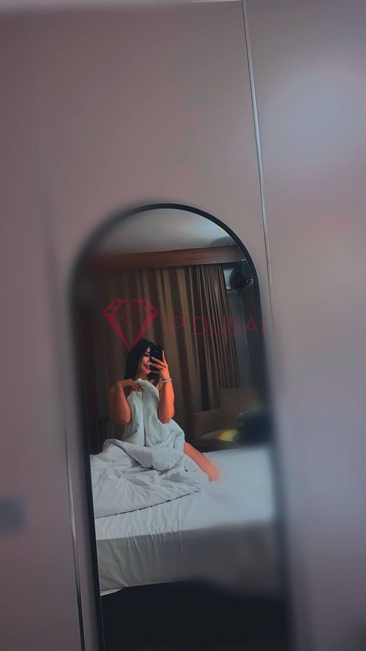 Zulfiya, 27, Uzbek, in Downtown, Dubai, from AED 800 an hour, speaks Russian and English — photo 3 of 10