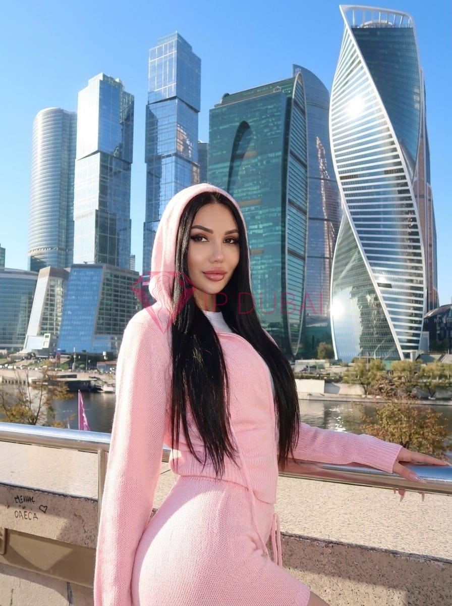 Zulfiya, 27, Uzbek, in Downtown, Dubai, from AED 800 an hour, speaks Russian and English — photo 5 of 10