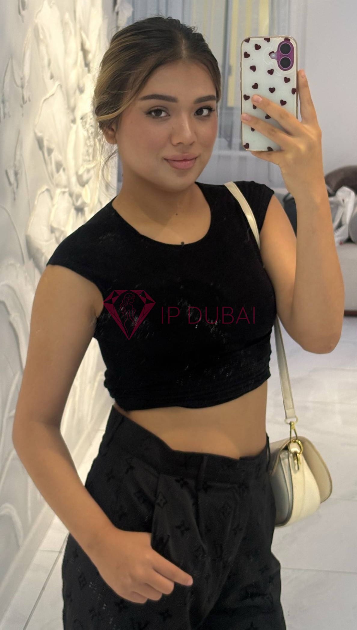 Aibike, 22, Uzbek, in Satwa, Dubai, from AED 1,000 an hour, speaks Russian and English — photo 4 of 10