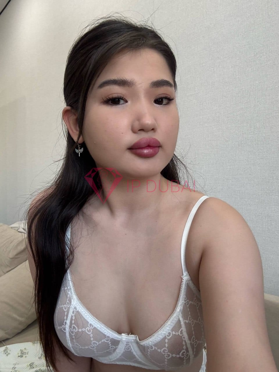 Ayazhan, 24, Kazakh, in Marina, hourly rate from AED 1,300, incall and outcall, speaks Russian and English