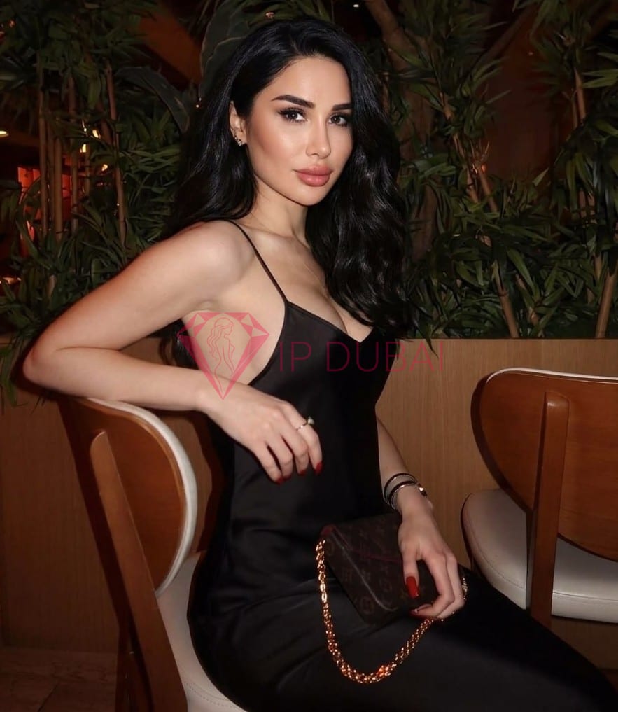 Aizada, 25, Uzbek, in JBR, Dubai, from AED 1,000 an hour, speaks Russian and English — photo 10 of 10