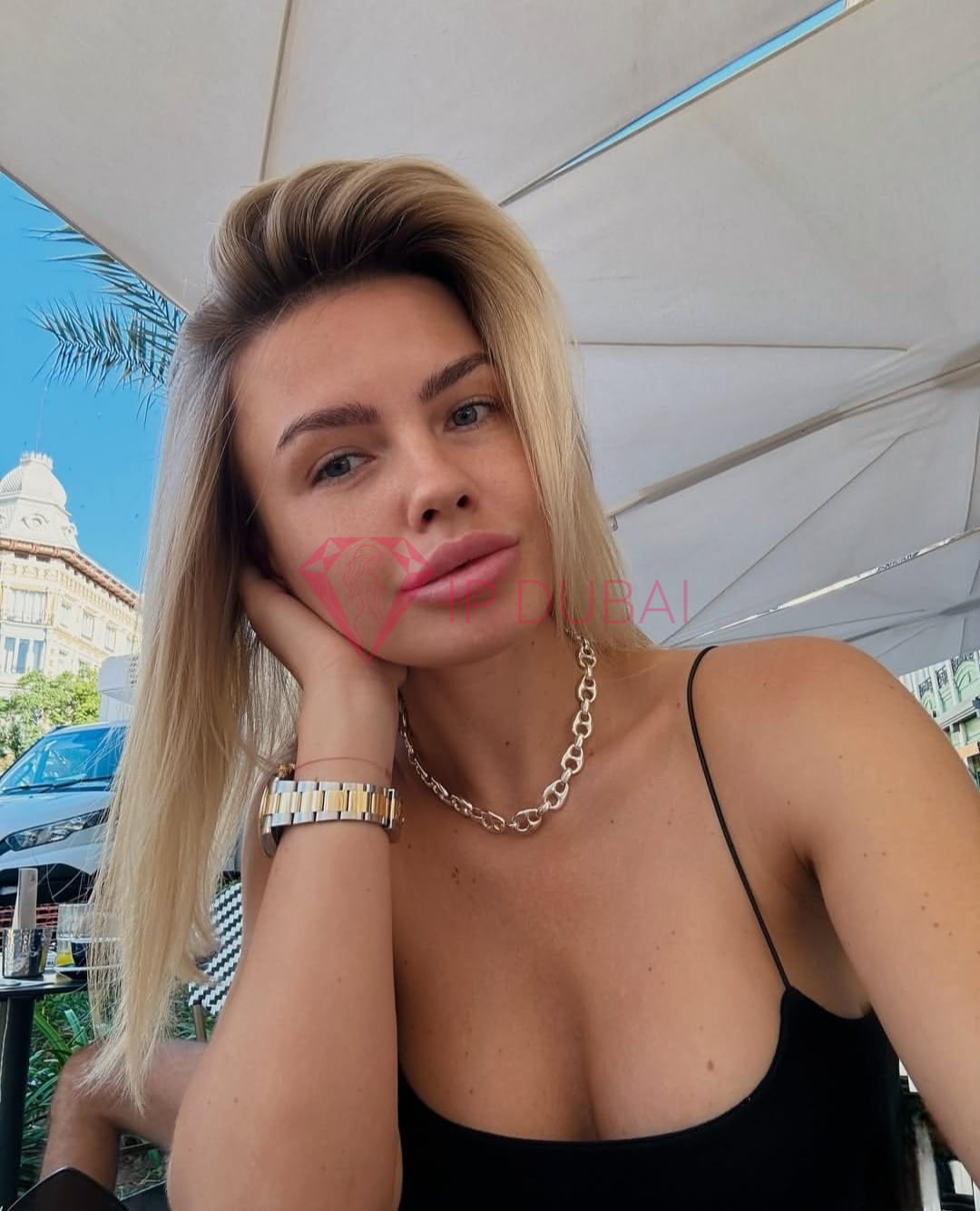 Fleur, 22, European, in International City, Dubai, from AED 1,650 an hour, speaks English and French — photo 4 of 6