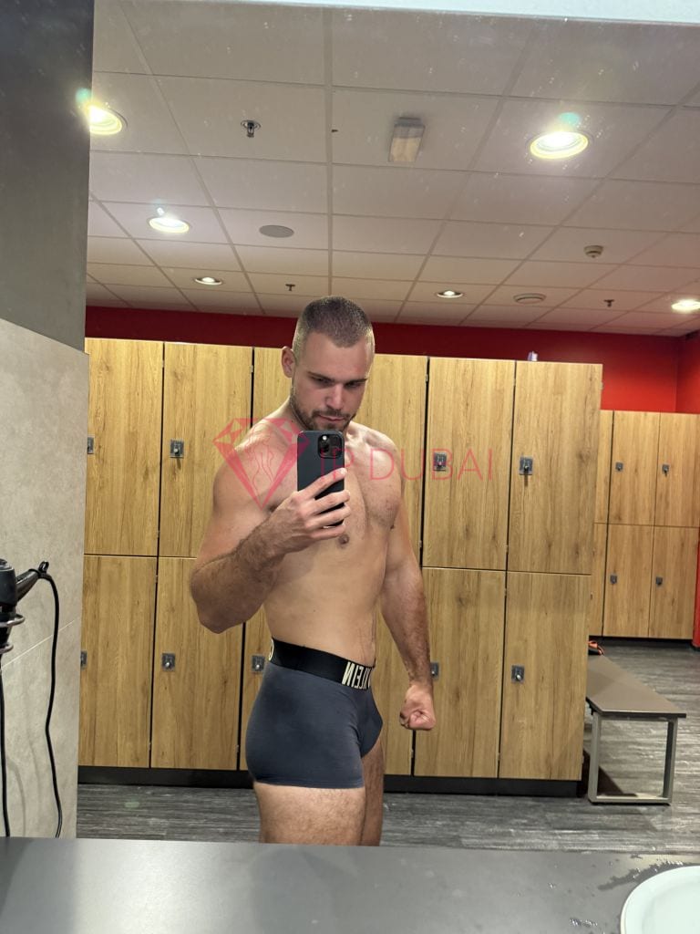 Timur, 24, Russian, in International City, Dubai, from AED 13,300 an hour, speaks Russian and English — photo 10 of 31