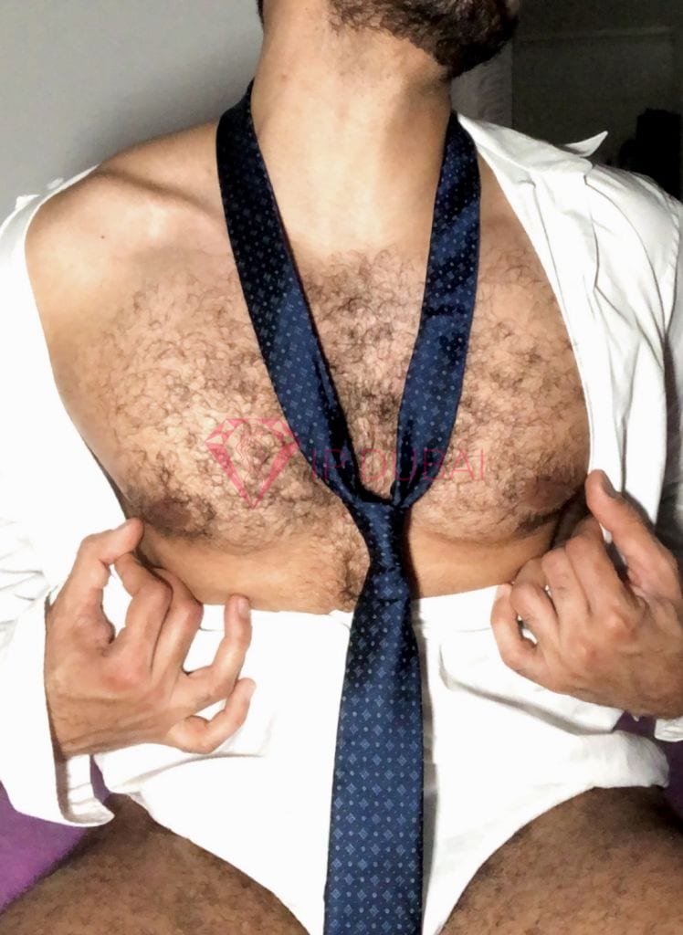 Joaquin, 25, Latina, in Corniche, Abu Dhabi, from AED 2,100 an hour, speaks Spanish and Portuguese — photo 3 of 46