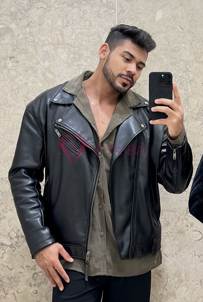 Matheus, 26, Latina, in Muwaileh, Sharjah, from AED 9,700 an hour, speaks Spanish and Portuguese — photo 19 of 23