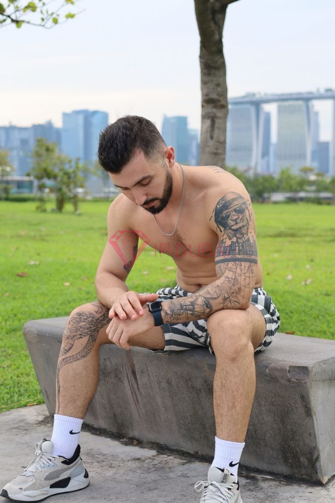 Leandro, 26, Latina, in Al Jurf, Ajman, from AED 2,700 an hour, speaks Spanish and Portuguese — photo 14 of 17