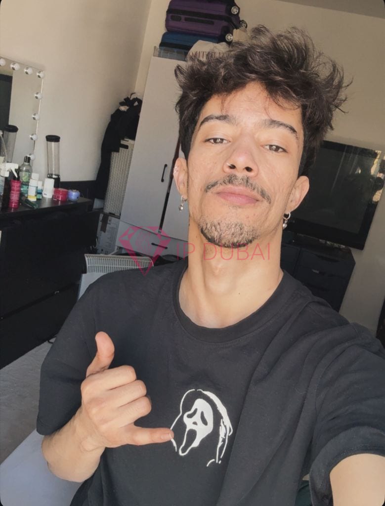 Eduardo, 23, Latina, in JBR, Dubai, from AED 2,200 an hour, speaks Spanish and Portuguese — photo 3 of 4