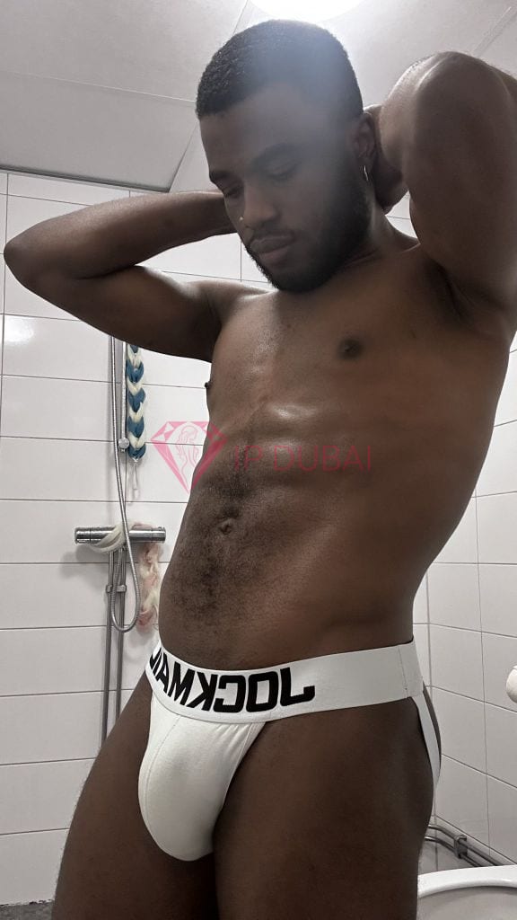 Tendai, 31, African, in Satwa, Dubai, from AED 2,450 an hour, speaks English and French — photo 16 of 23