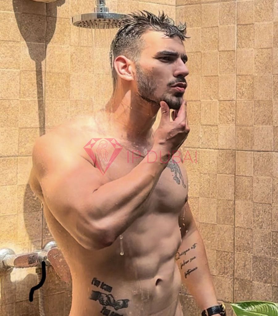 Ivan, 22, Russian, in Corniche Ajman, Ajman, from AED 2,300 an hour, speaks Russian and English — photo 27 of 27