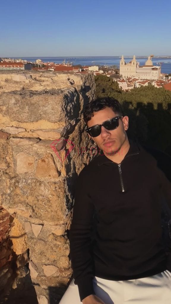 Gabriel, 21, Latina, in Satwa, Dubai, from AED 2,100 an hour, speaks Spanish and Portuguese — photo 12 of 12