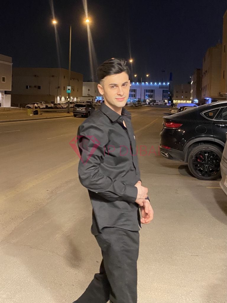 Emiliano, 23, Latina, in Al Nahda Dubai, Dubai, from AED 2,400 an hour, speaks Spanish and Portuguese — photo 4 of 6