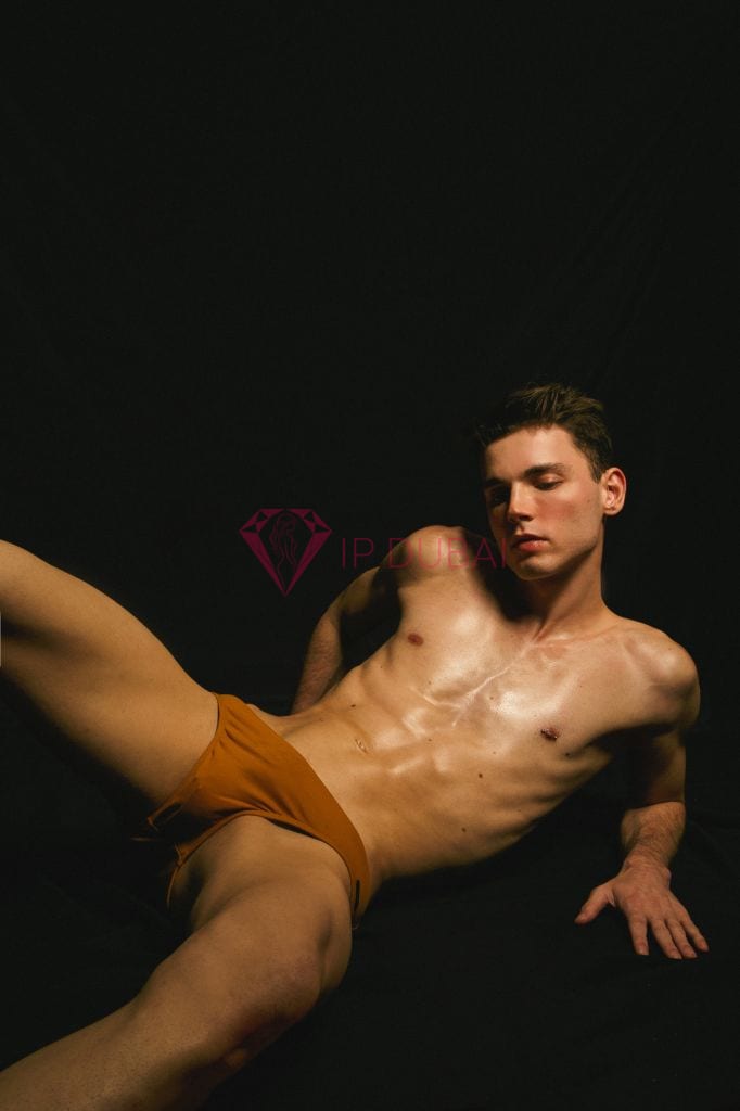 Oliver, 25, European, in DIFC, Dubai, from AED 2,350 an hour, speaks English and French — photo 11 of 15