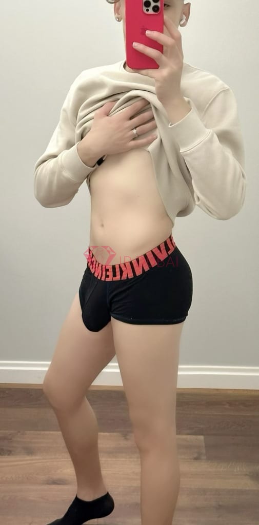 Nicolas, 21, Latina, in JVC, Dubai, from AED 2,700 an hour, speaks Spanish and Portuguese — photo 13 of 23
