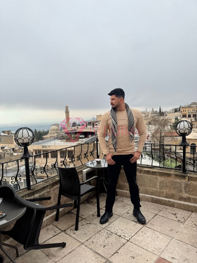 Gabriel, 29, Latina, in Bur Dubai, Dubai, from AED 13,000 an hour, speaks Spanish and Portuguese — photo 12 of 15