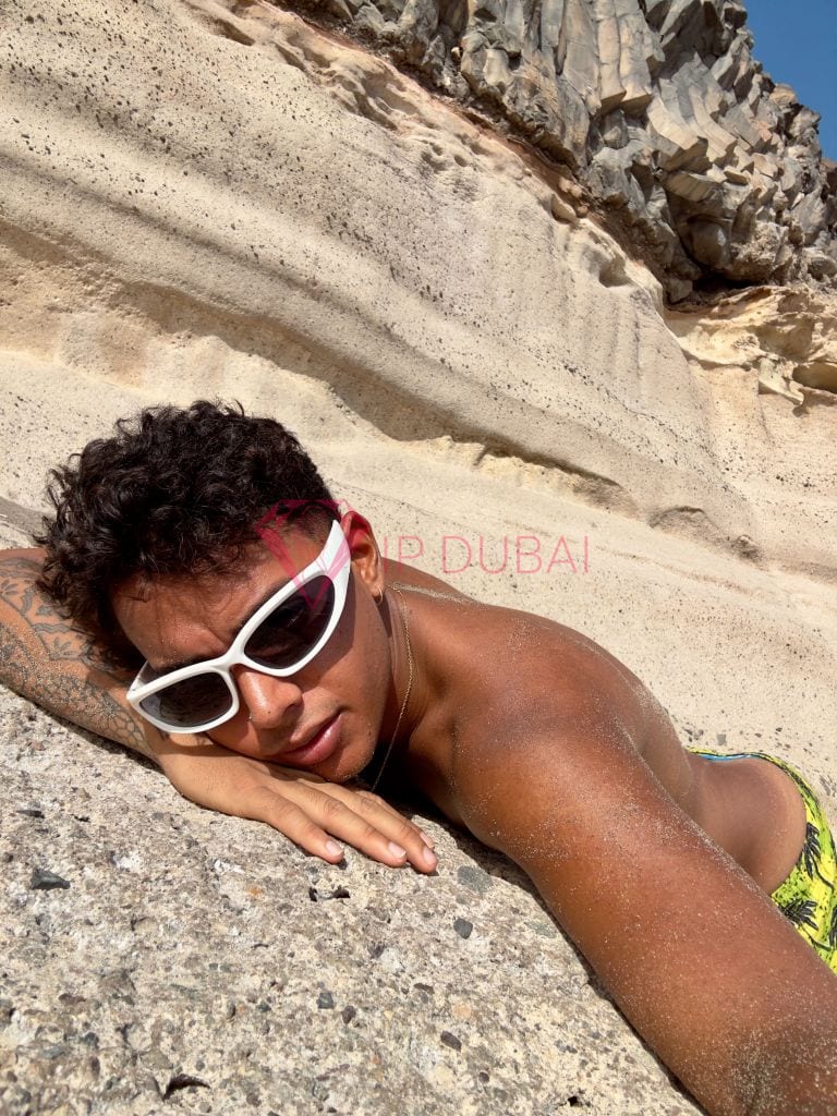 Pablo, 25, Latina, in JBR, Dubai, from AED 2,850 an hour, speaks Spanish and Portuguese — photo 22 of 41