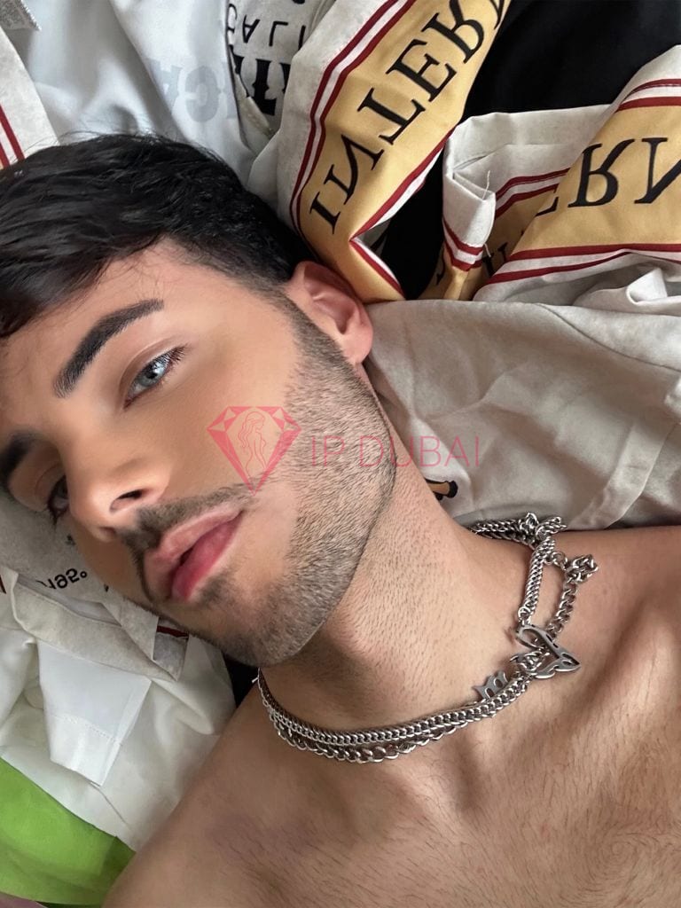 Bruno, 21, Latina, in JVC, Dubai, from AED 2,800 an hour, speaks Spanish and Portuguese — photo 41 of 52