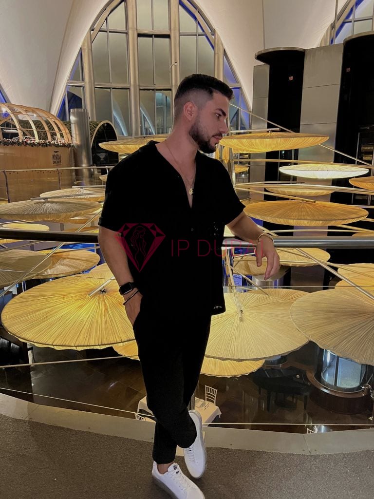 Lucas, 25, Latina, in Silicon Oasis, Dubai, from AED 9,200 an hour, speaks Spanish and Portuguese — photo 24 of 28
