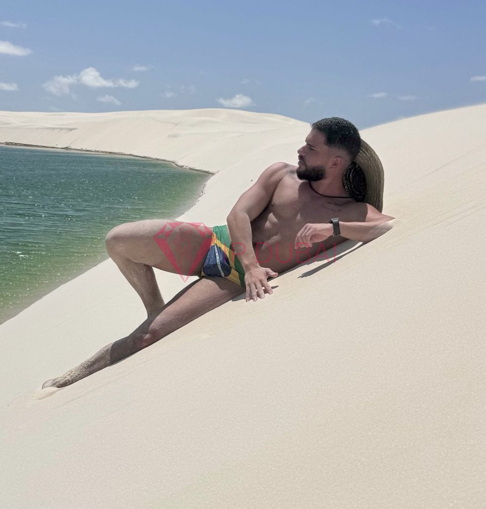 Lucas, 25, Latina, in Silicon Oasis, Dubai, from AED 9,200 an hour, speaks Spanish and Portuguese — photo 6 of 28