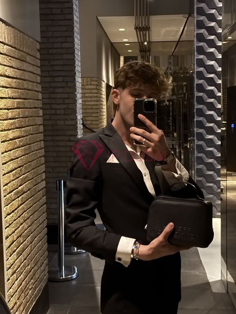 Ilya, 21, Russian, in Downtown, Dubai, from AED 9,700 an hour, speaks Russian and English — photo 19 of 33