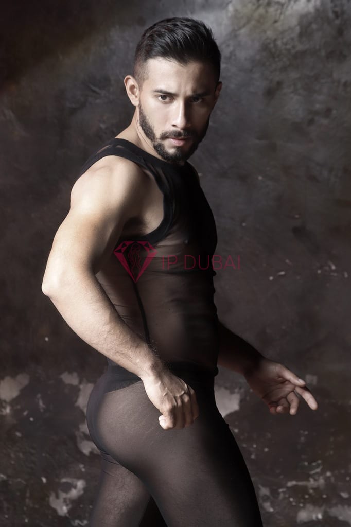 Vicente, 26, Latina, in Bur Dubai, Dubai, from AED 2,650 an hour, speaks Spanish and Portuguese — photo 30 of 32