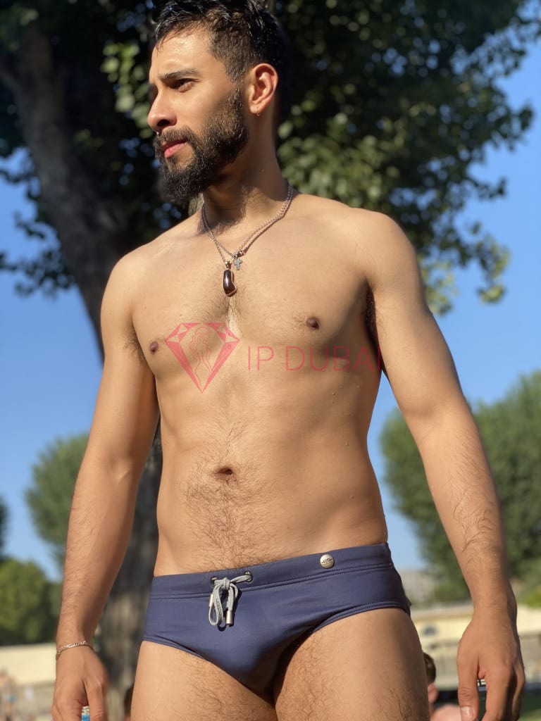 Vicente, 26, Latina, in Bur Dubai, Dubai, from AED 2,650 an hour, speaks Spanish and Portuguese — photo 32 of 32