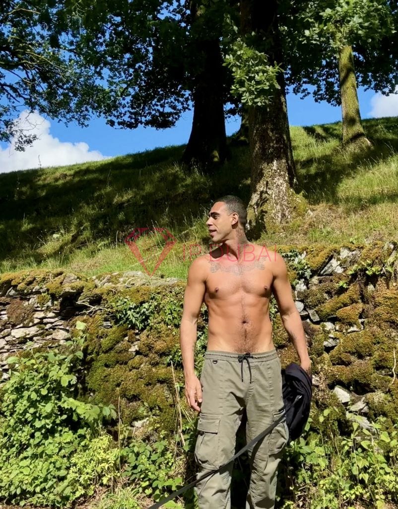 Diego, 28, Latina, in Bur Dubai, Dubai, from AED 12,800 an hour, speaks Spanish and Portuguese — photo 24 of 45