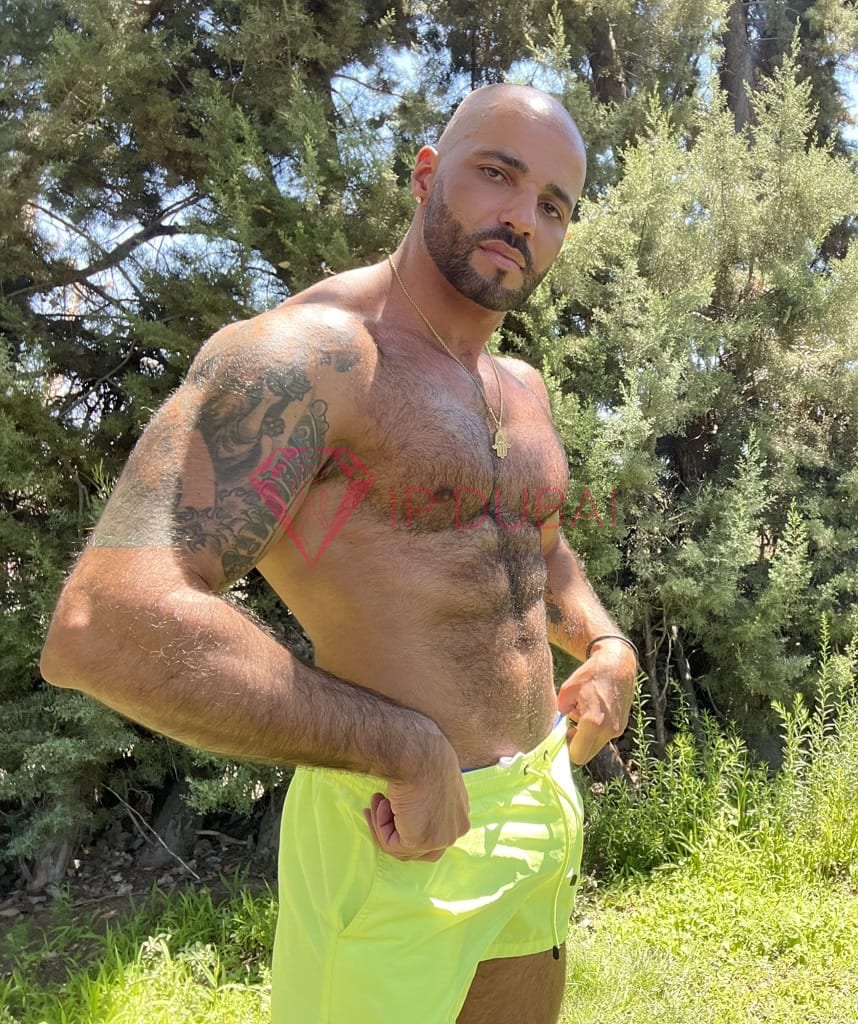 Matheus, 35, Latina, in DIFC, Dubai, from AED 2,400 an hour, speaks Spanish and Portuguese — photo 23 of 77