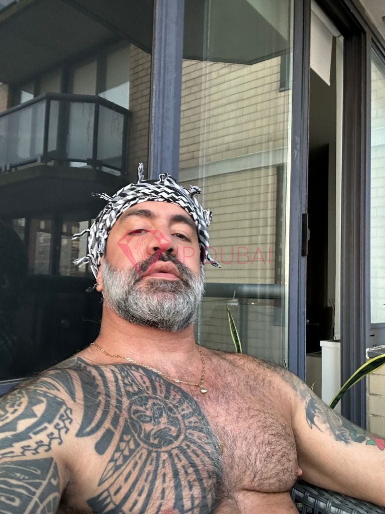 Felipe, 44, Latina, in Al Khalidiyah, Abu Dhabi, from AED 2,900 an hour, speaks Spanish and Portuguese — photo 5 of 18