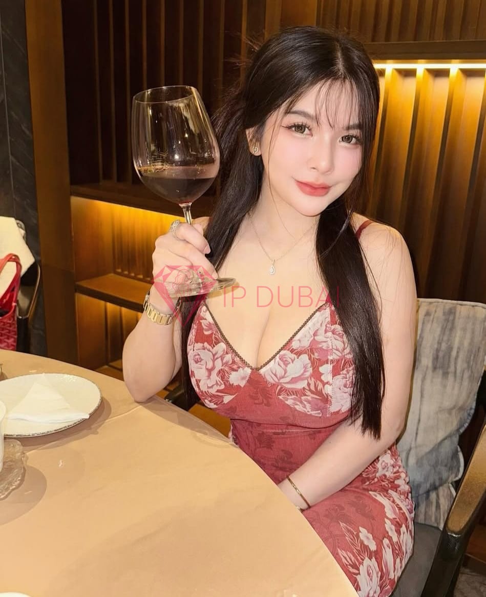 Jiao, 21, Asian, in Al Nahda, Sharjah, from AED 1,550 an hour, speaks English, 155 cm — photo 3 of 7