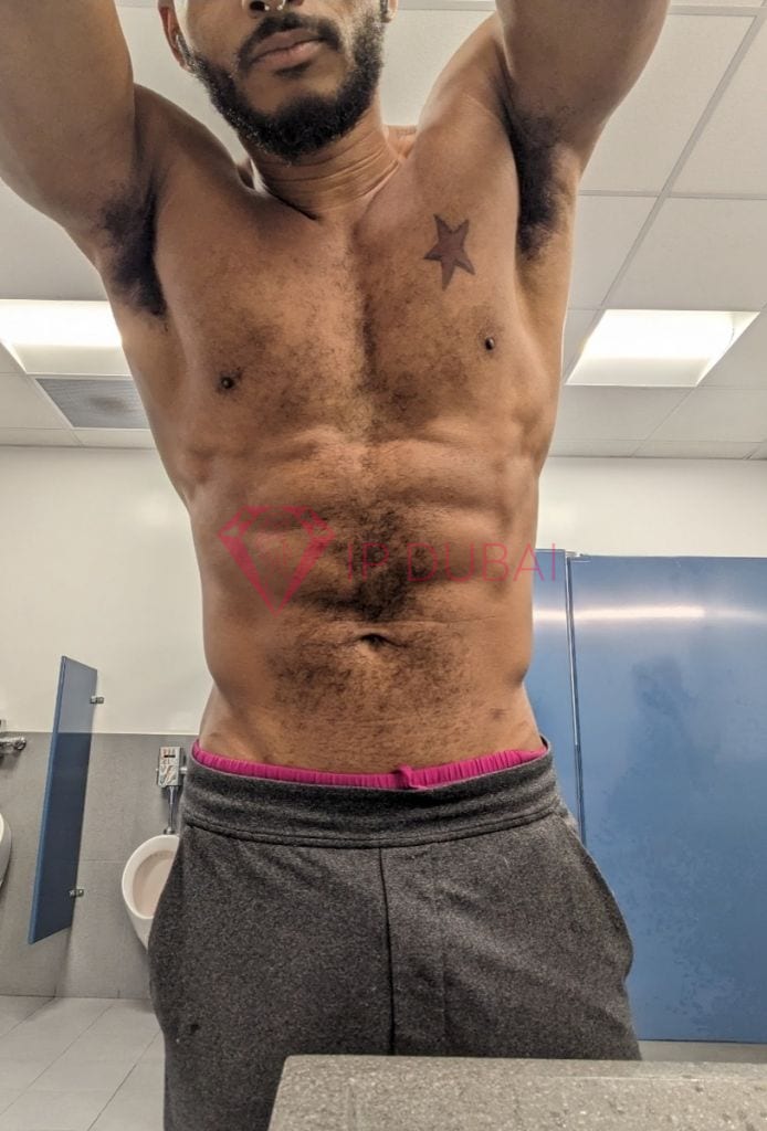 David, 30, European, in Sports City, Dubai, from AED 2,550 an hour, speaks English and French — photo 5 of 20
