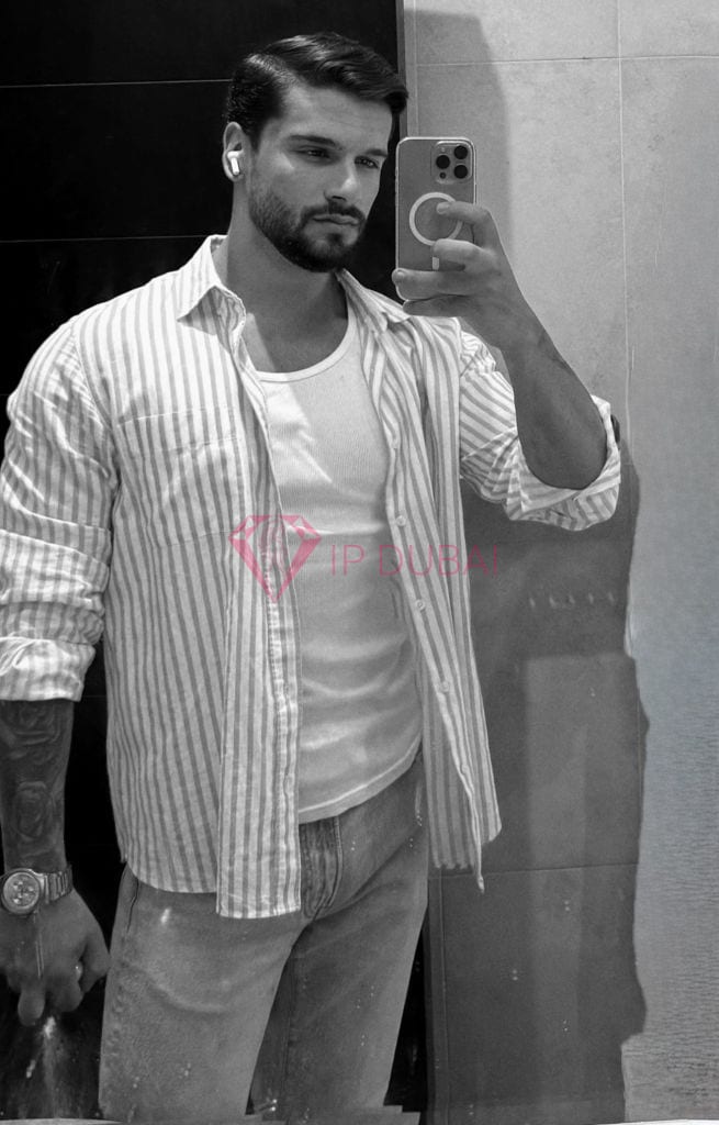 Gabriel, 23, Latina, in JVC, Dubai, from AED 1,850 an hour, speaks Spanish and Portuguese — photo 6 of 19
