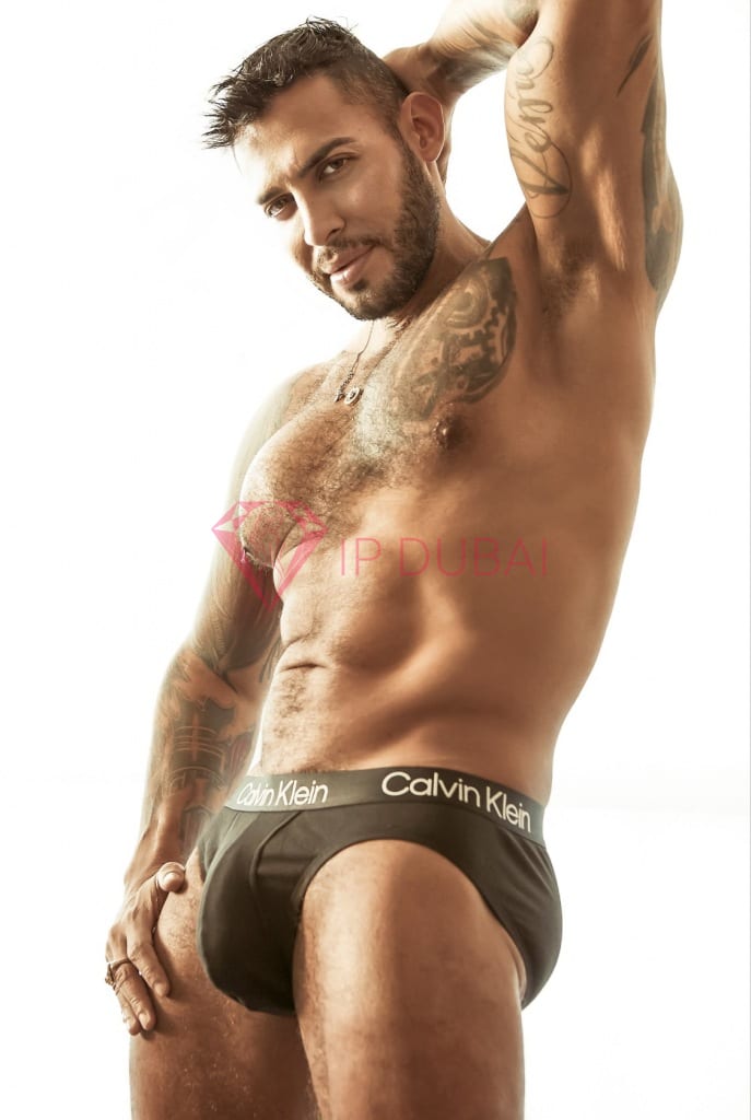 Rodrigo, 30, Latina, in Al Mushrif, Abu Dhabi, from AED 2,400 an hour, speaks Spanish and Portuguese — photo 11 of 23