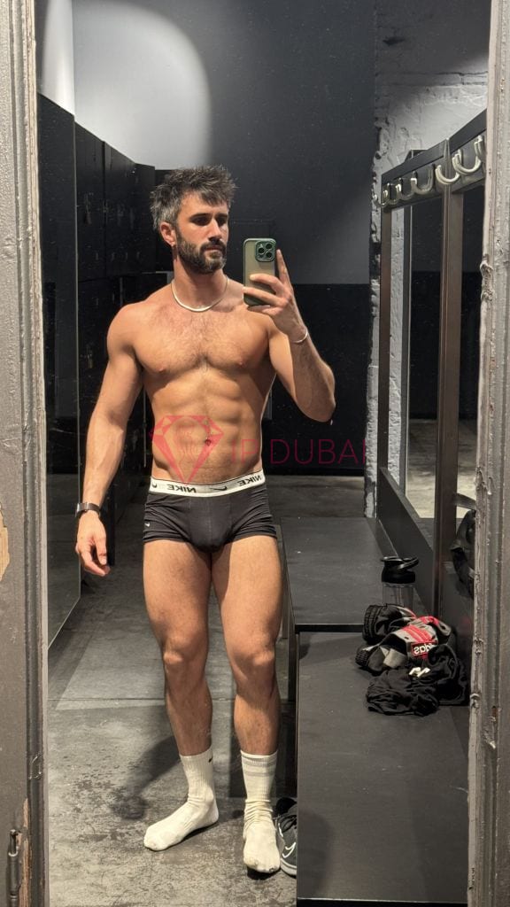 Alexander, 30, European, in Sports City, Dubai, from AED 2,850 an hour, speaks English and French — photo 13 of 14