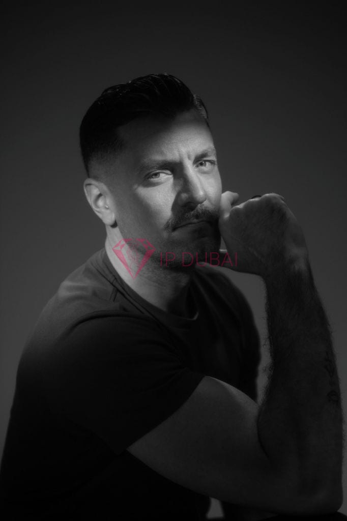 Lars, 36, European, in Khalifa City, Abu Dhabi, from AED 2,450 an hour, speaks English and French — photo 33 of 38