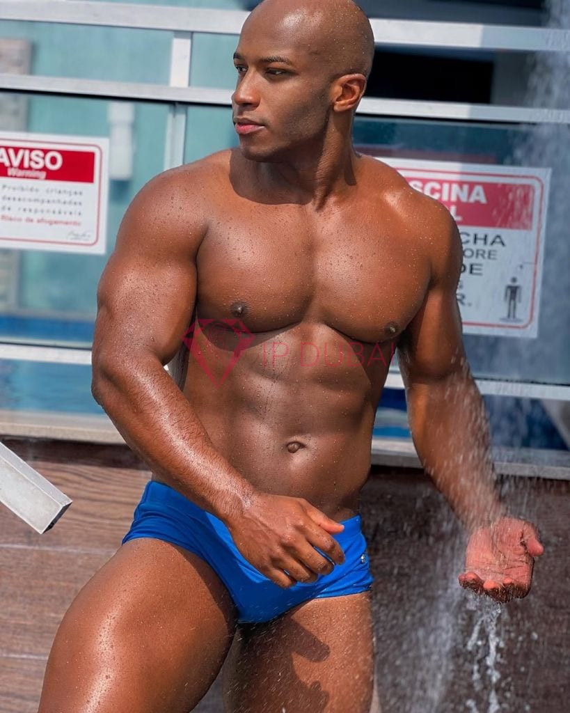 Kofi, 29, African, in Yas Island, hourly rate from AED 9,400, outcall only, speaks English and French
