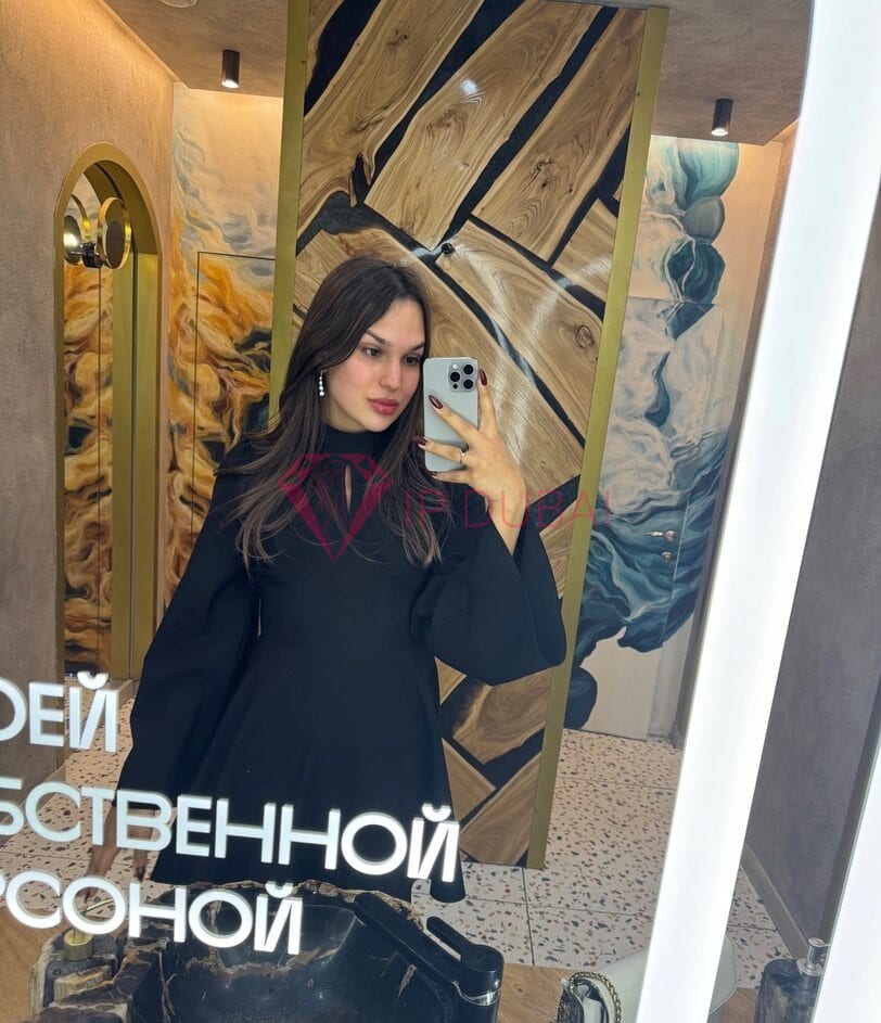 Yuna, 27, Asian, in DIFC, Dubai, from AED 1,850 an hour, speaks Chinese and English — photo 9 of 23