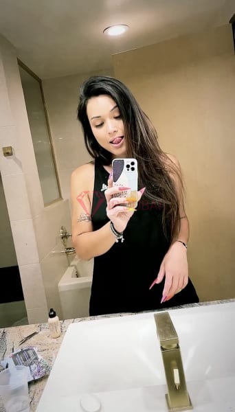 Daniela, 26, Latina, in JBR, Dubai, from AED 1,900 an hour, speaks Spanish and Portuguese — photo 14 of 27