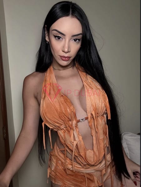 Leticia, 30, Latina, in Downtown, Dubai, from AED 2,700 an hour, speaks Spanish and Portuguese — photo 6 of 25