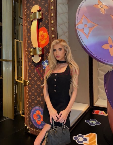 Catalina, 20, Latina, in Al Mushrif, Abu Dhabi, from AED 2,650 an hour, speaks Spanish and Portuguese — photo 5 of 9