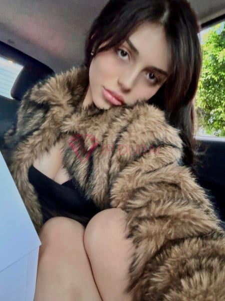 Daniela, 18, Latina, in International City, Dubai, from AED 3,000 an hour, speaks Spanish and Portuguese — photo 6 of 8