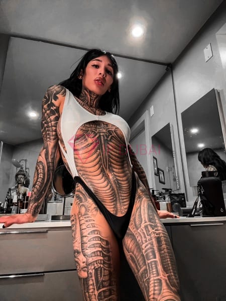 Priscila, 32, Latina, in JLT, Dubai, from AED 3,000 an hour, speaks Spanish and Portuguese — photo 8 of 16
