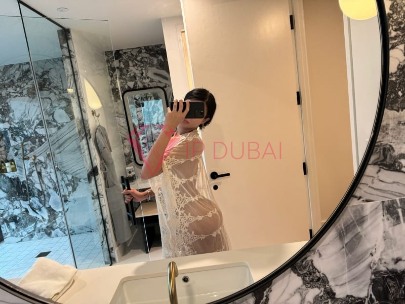 Yasmin, 22, Latina, in Al Khalidiyah, Abu Dhabi, from AED 2,000 an hour, speaks Spanish and Portuguese — photo 15 of 17