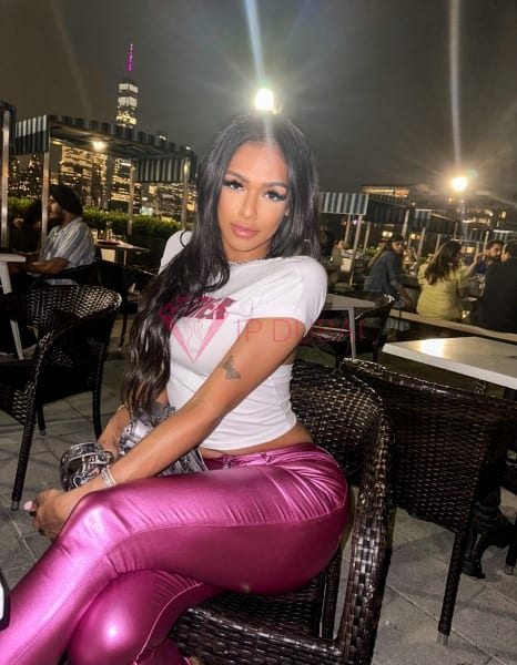 Priscila, 22, Latina, in Fujairah City, Fujairah, from AED 1,950 an hour, speaks Spanish and Portuguese — photo 3 of 14